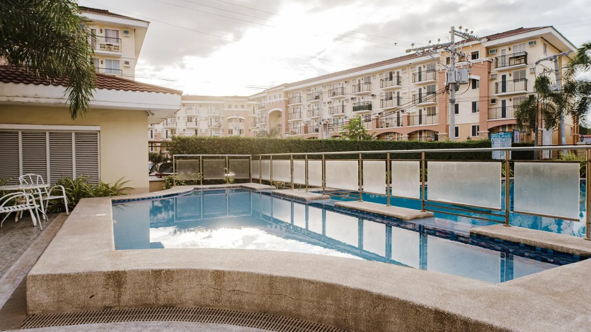 Ar14 - 1Br Homish Hermit Arezzo Davao